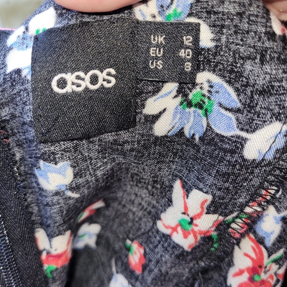Asos Wide Leg Flounce Floral Jumpsuit, GUC, Size 8 - Picture 6 of 10